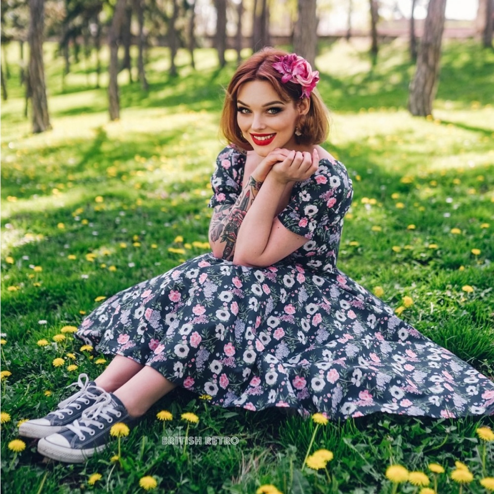British Retro - Cute Navy Floral 1950s Dress
